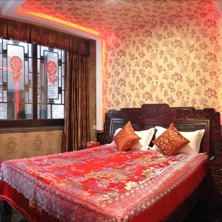 Цзиньчжун: Changhe Inn