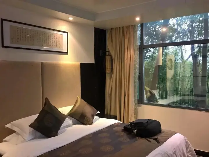 Шиянь: Wudangshan Dayue Hotel
