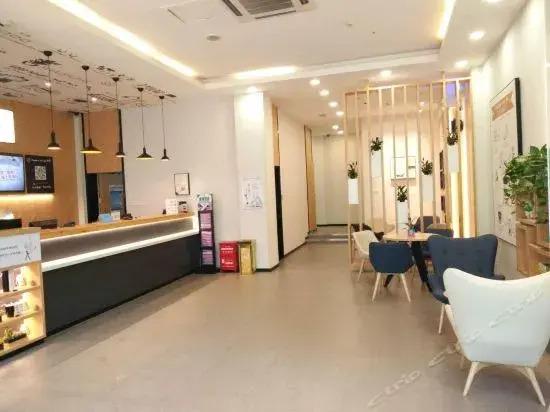 Чанша: Hanting Hotel Changsha Wuyi Sqaure