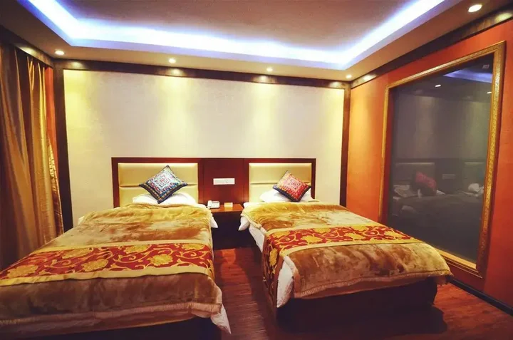 Шангри-Ла: Ronglek Hostel