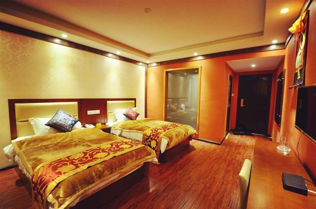 Шангри-Ла: Ronglek Hostel