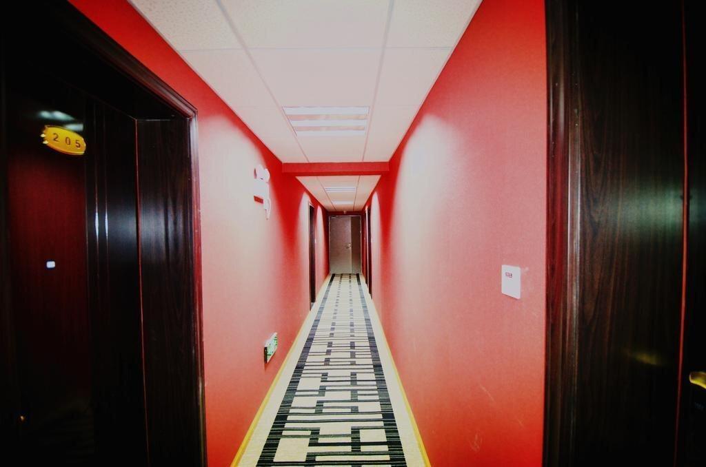 Шангри-Ла: Ronglek Hostel