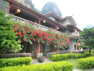 Яншо: Yangshuo Mountain Retreat