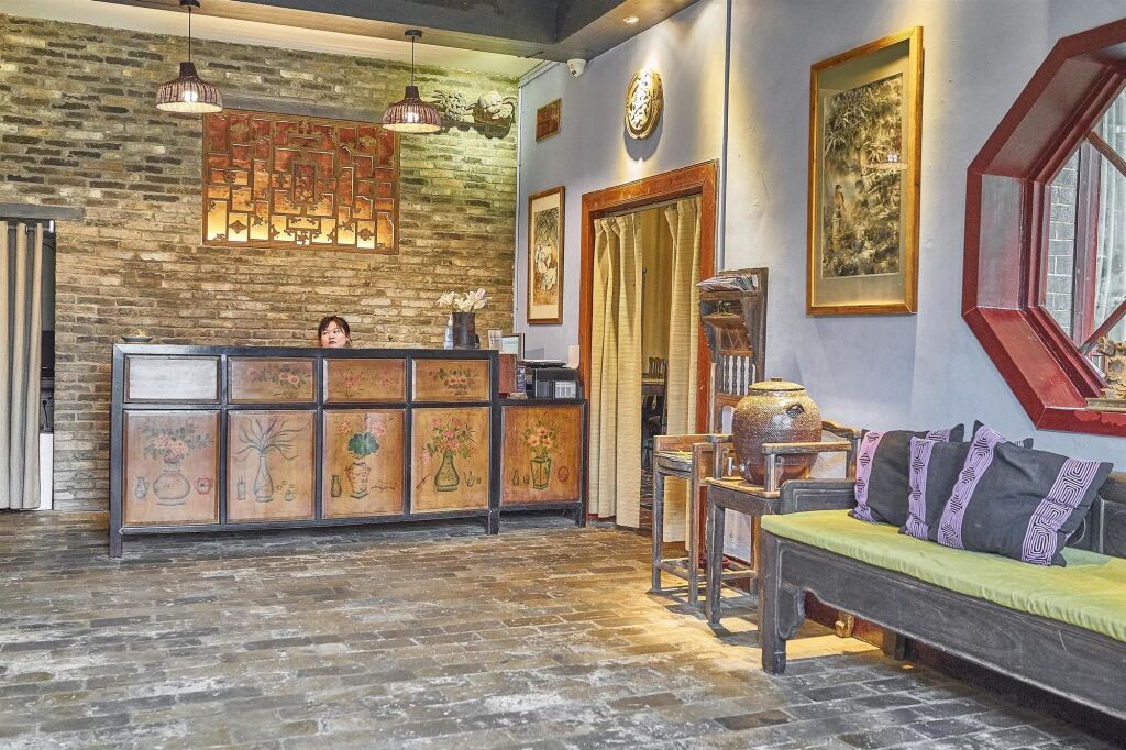 Яншо: Yangshuo Mountain Retreat