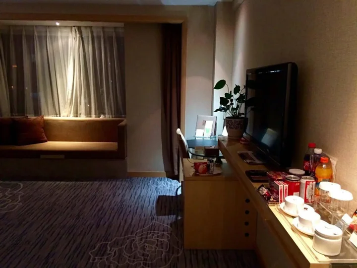 Куньмин: Kunming Spring City Garden Tianhong Hotel