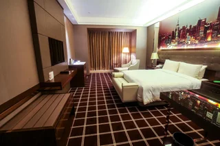 Шанхай: Royal Century Hotel Shanghai