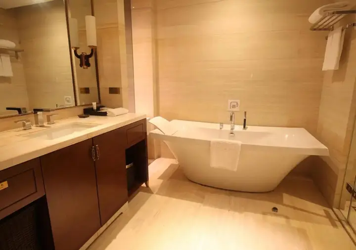 Шанхай: Royal Century Hotel Shanghai