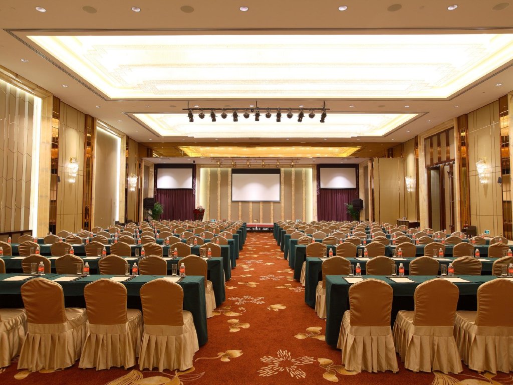 Шанхай: Royal Century Hotel Shanghai