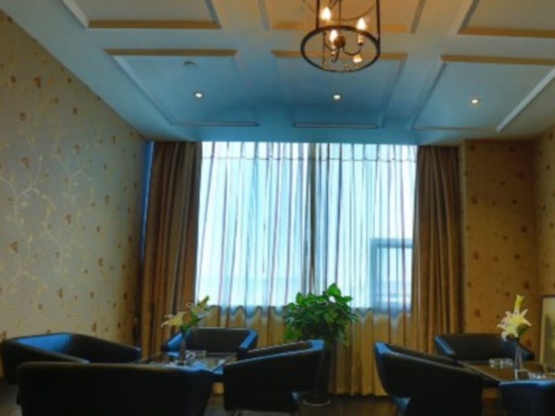 Лоян: Linghang International Hotel