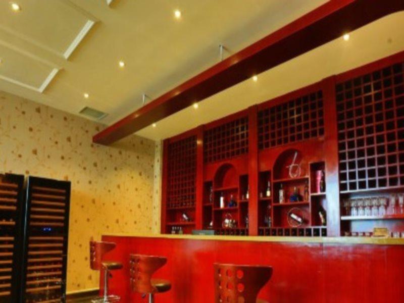 Лоян: Linghang International Hotel