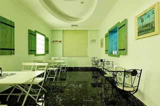 Уху: Wuhu Alton Hotel