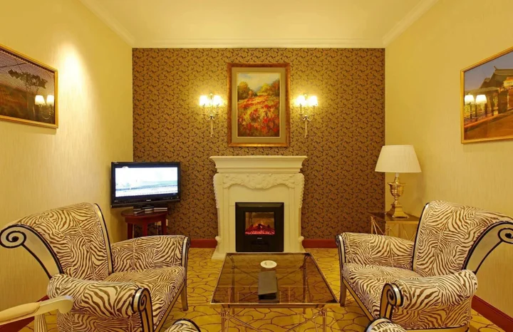 Уху: Wuhu Alton Hotel