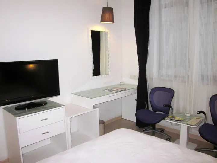 Уху: Wuhu Alton Hotel
