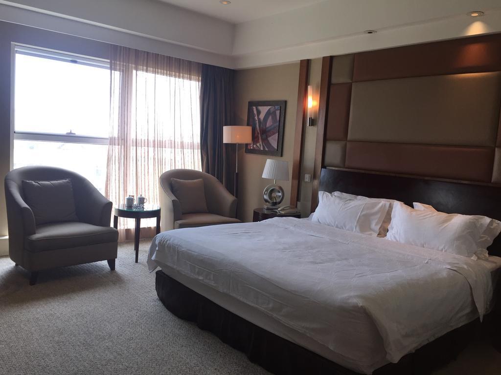 Qingdao Garden Hotel — фото 3