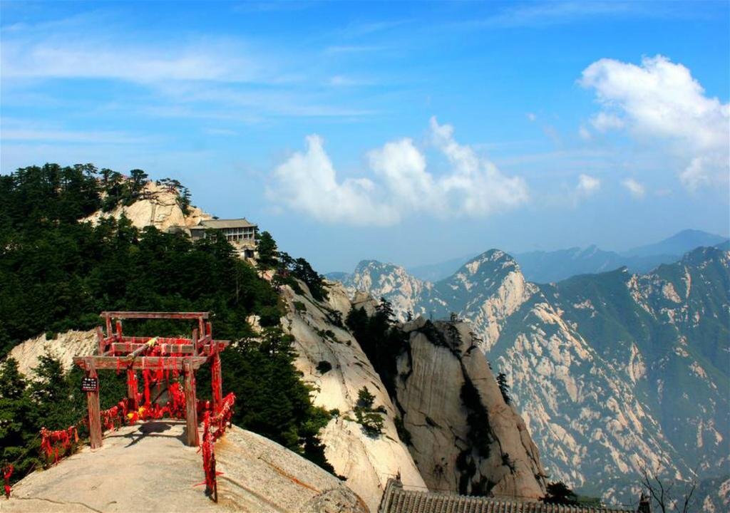 Вэйнань: Huashan Xinghe Holiday Resort