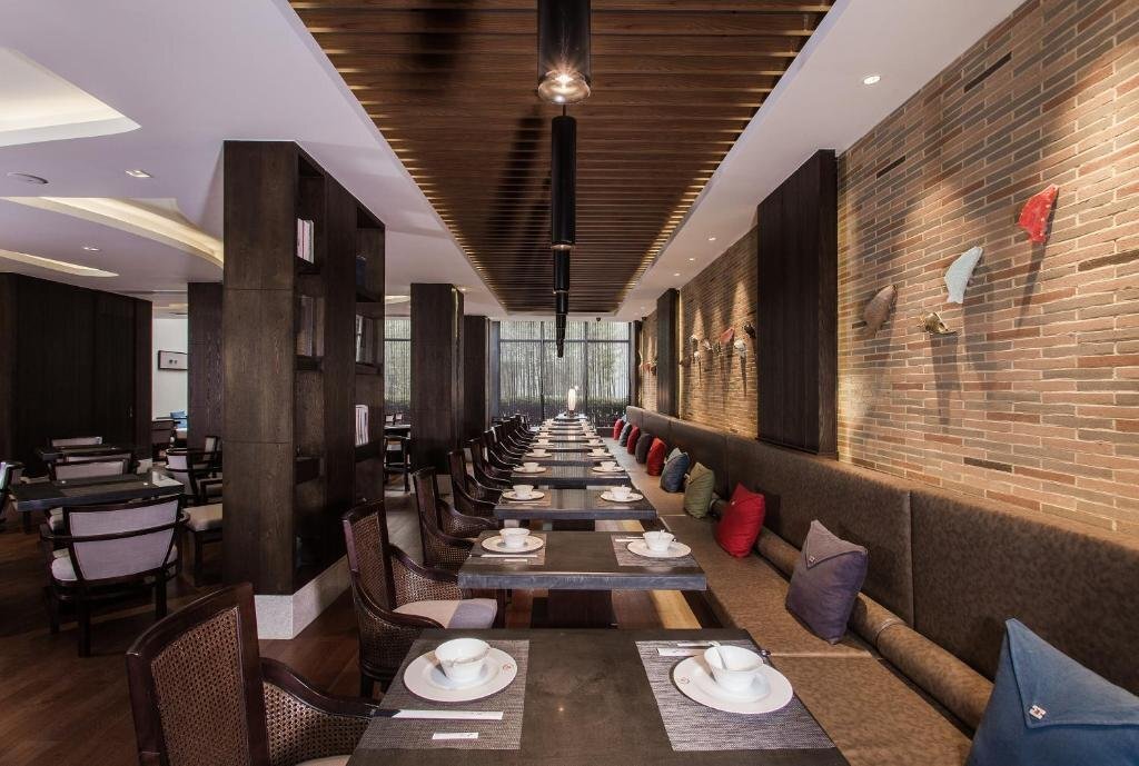 Цзиндэчжэнь: Chinaware Hotel