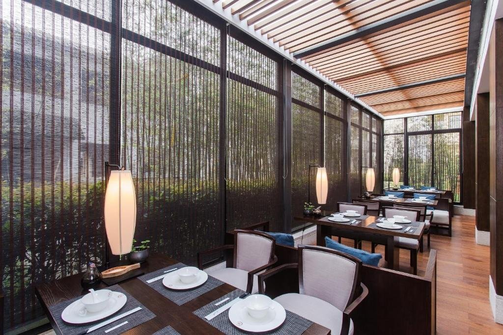 Цзиндэчжэнь: Chinaware Hotel