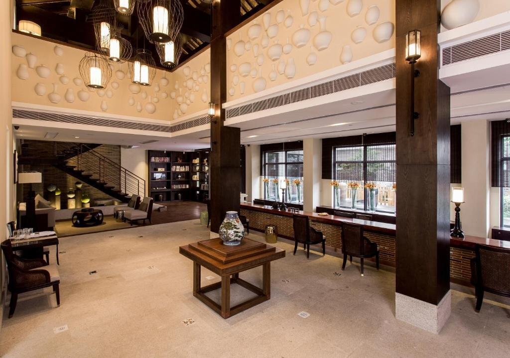 Цзиндэчжэнь: Chinaware Hotel