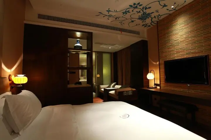 Цзиндэчжэнь: Chinaware Hotel