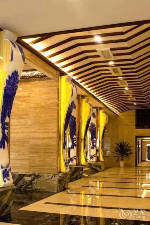 Гуйлинь: Jinyi Holiday Hotel