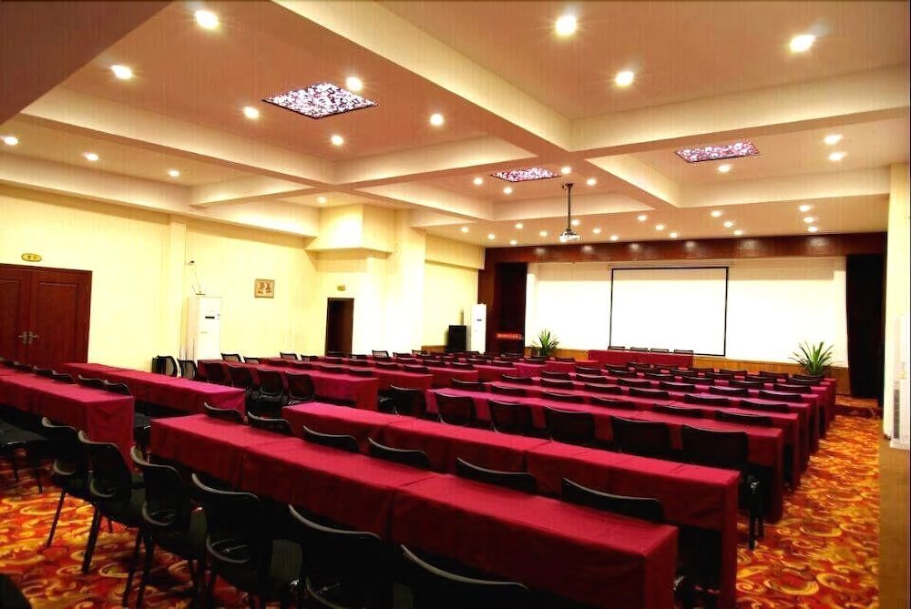 Гуйлинь: Jinyi Holiday Hotel