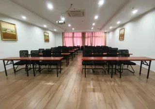 Чунцин: Hanting CQ Cen Nanping Ped