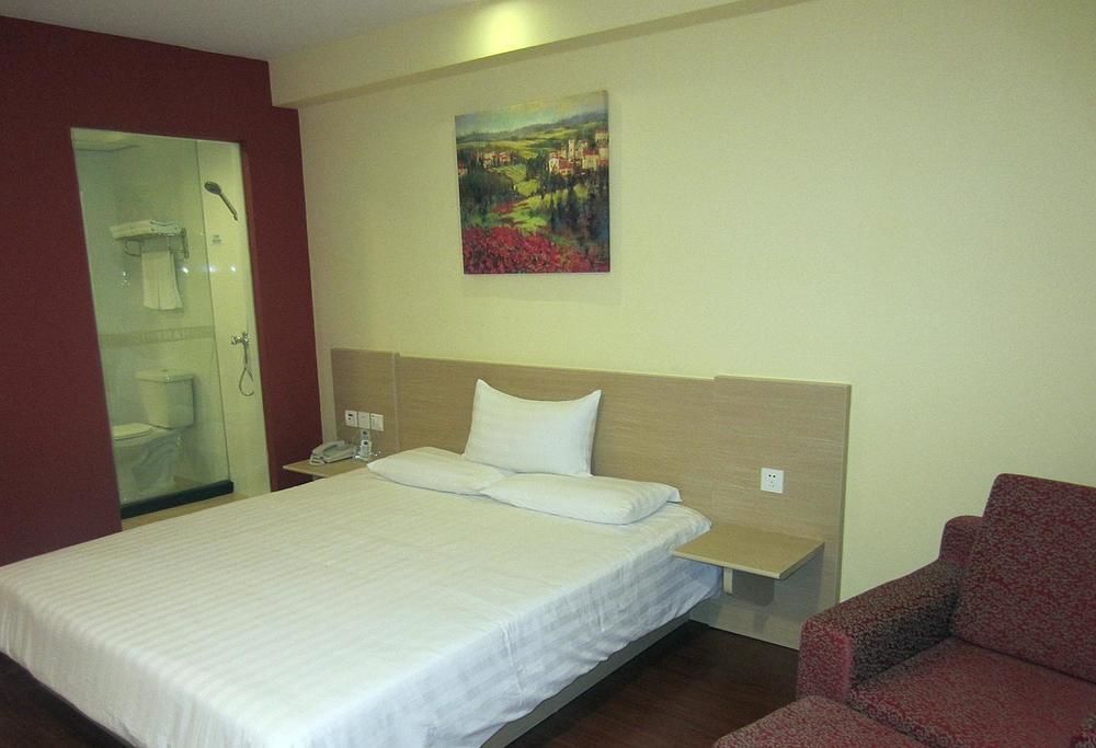 Наньнин: Hanting Hotel Nanning Renmin Road