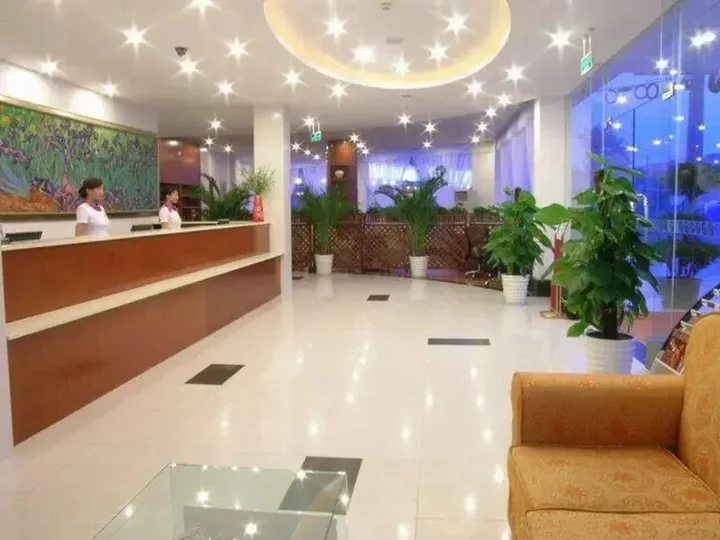 Чэнду: Hanting Express Chengdu Shuhan