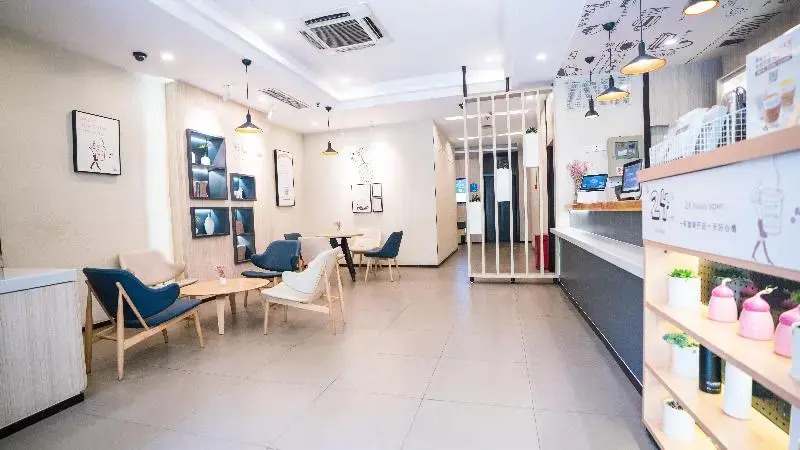 Наньчан: Hanting Express Nanchang Ba Yi Square Branch