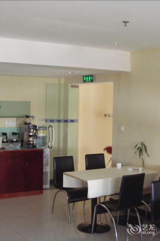 Ухань: Hanting Hotel Wuhan Xianggang Road Children's Hospital