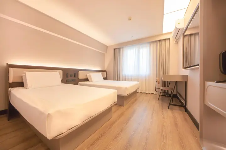 Шэньян: Hanting Hotel Shenyang Sujiatun Railway Station Br