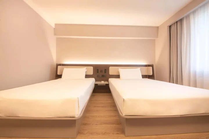 Шэньян: Hanting Hotel Shenyang Sujiatun Railway Station Br