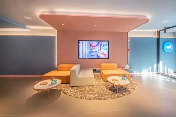 Шэньян: Hanting Hotel Shenyang Sujiatun Railway Station Br