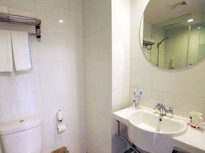 Шэньян: Hanting Hotel Shifu Road