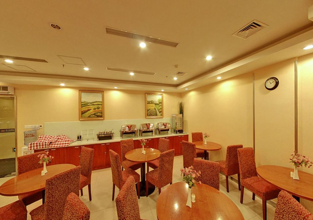 Hanting Premium Hotel Shanghai West Nanjing Road Subway Station — фото 4