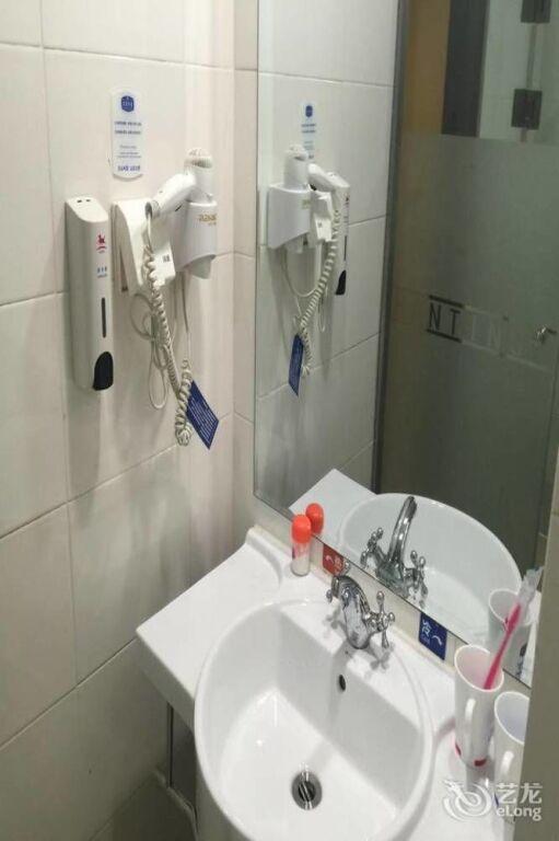 Чжэньцзян: Hanting Hotel Zhenjiang Jiefang Road
