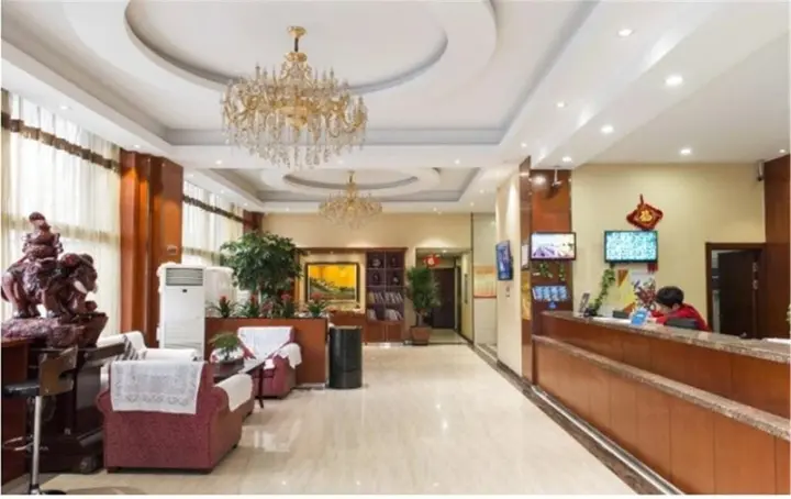Харбин: Hanting Express Harbin Binhengshan Road Wanda Plaza