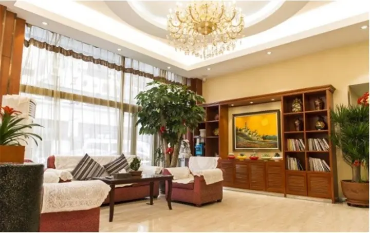 Харбин: Hanting Express Harbin Binhengshan Road Wanda Plaza