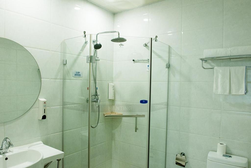 Харбин: Hanting Express Harbin Binhengshan Road Wanda Plaza