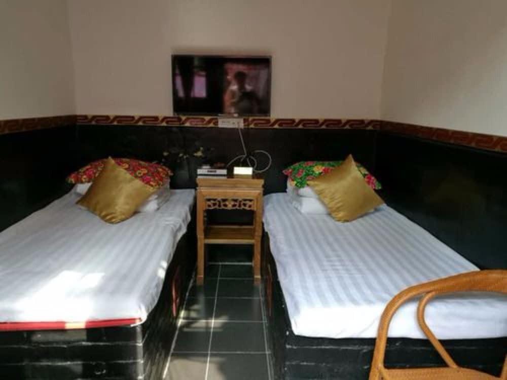 Цзиньчжун: Weikui Folk Inn