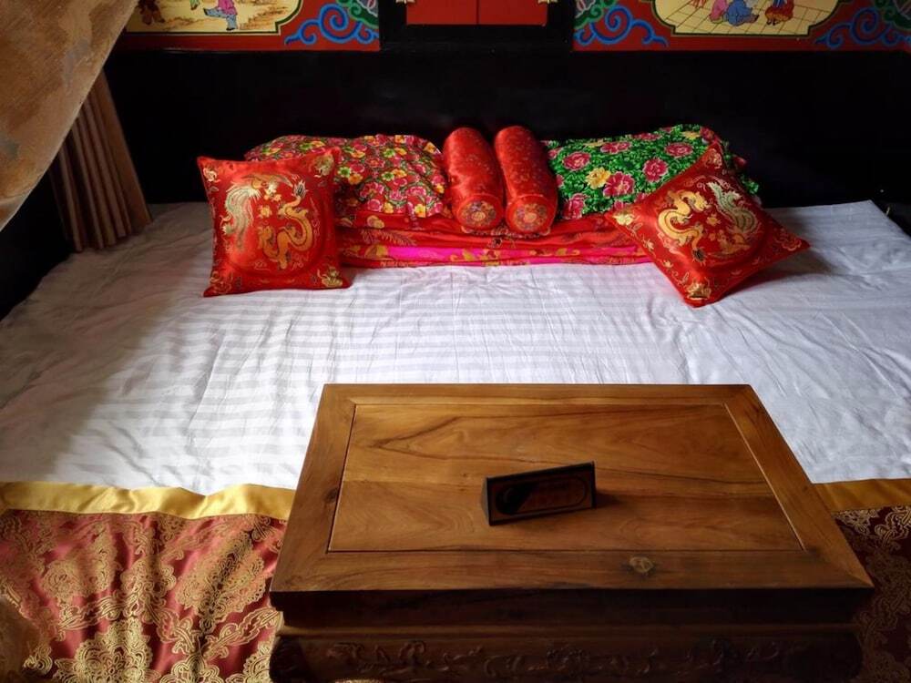 Цзиньчжун: Weikui Folk Inn
