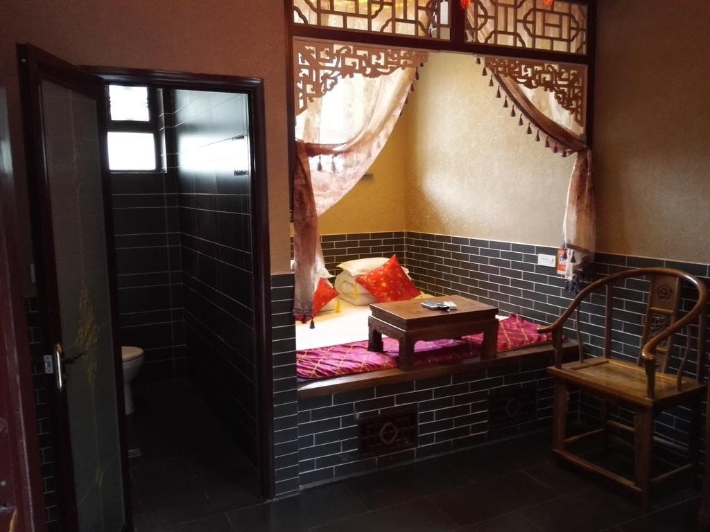 Цзиньчжун: Yijingxuan boutique lnn
