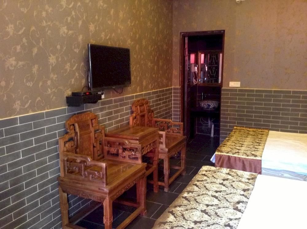 Цзиньчжун: Yijingxuan boutique lnn