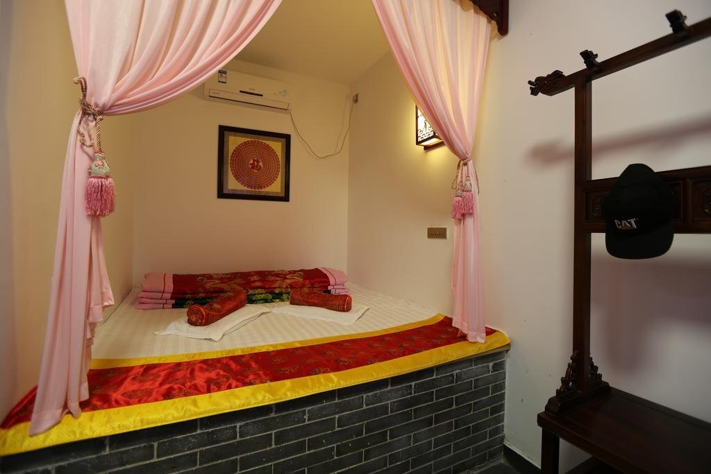 Цзиньчжун: Futai Folk Inn