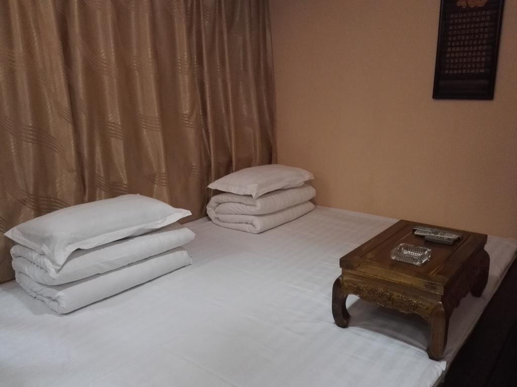 Цзиньчжун: De Sheng Lou Hotel