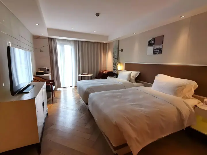 Гуанчжоу: LN Hotel Five
