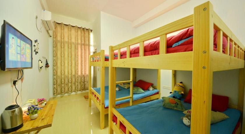 Лунъянь: Nanjing Yunshuiyao Haixi International Hostel