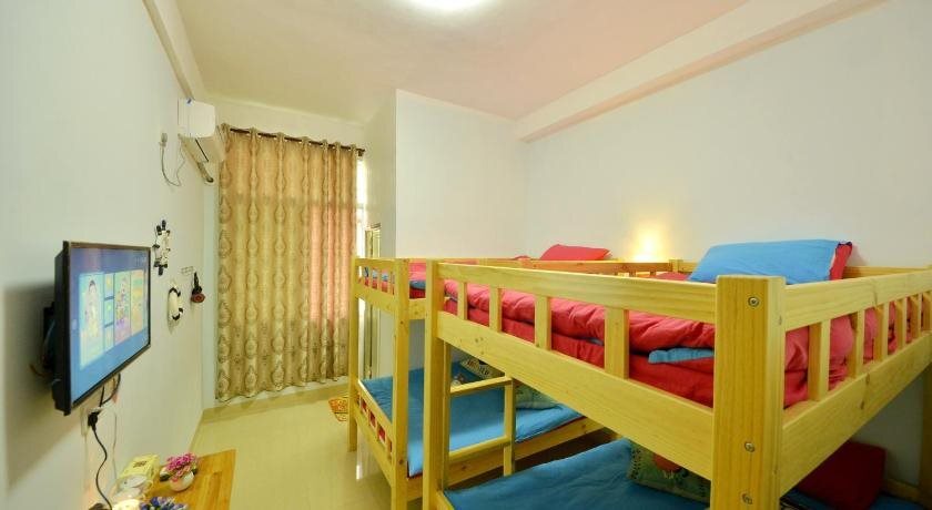 Лунъянь: Nanjing Yunshuiyao Haixi International Hostel