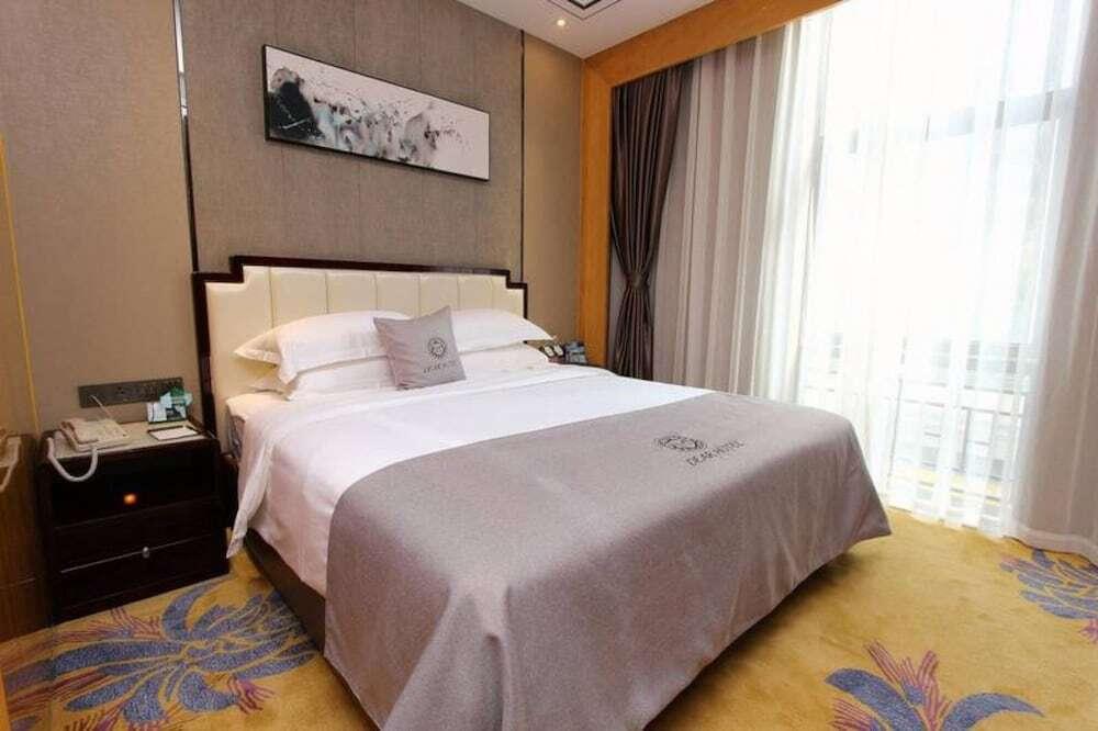 Шэньчжэнь: Dear Hotel