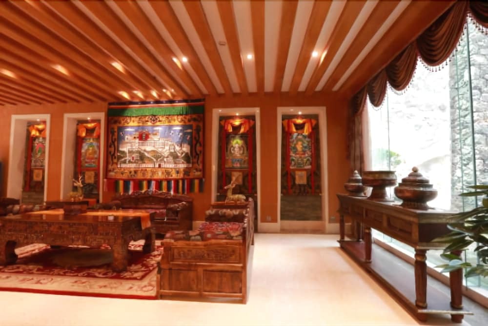 Шангри-Ла: Balagezong Tibetan Ecological Hotel